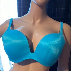 NWOT Victoria Secret Push Up Bra S38D